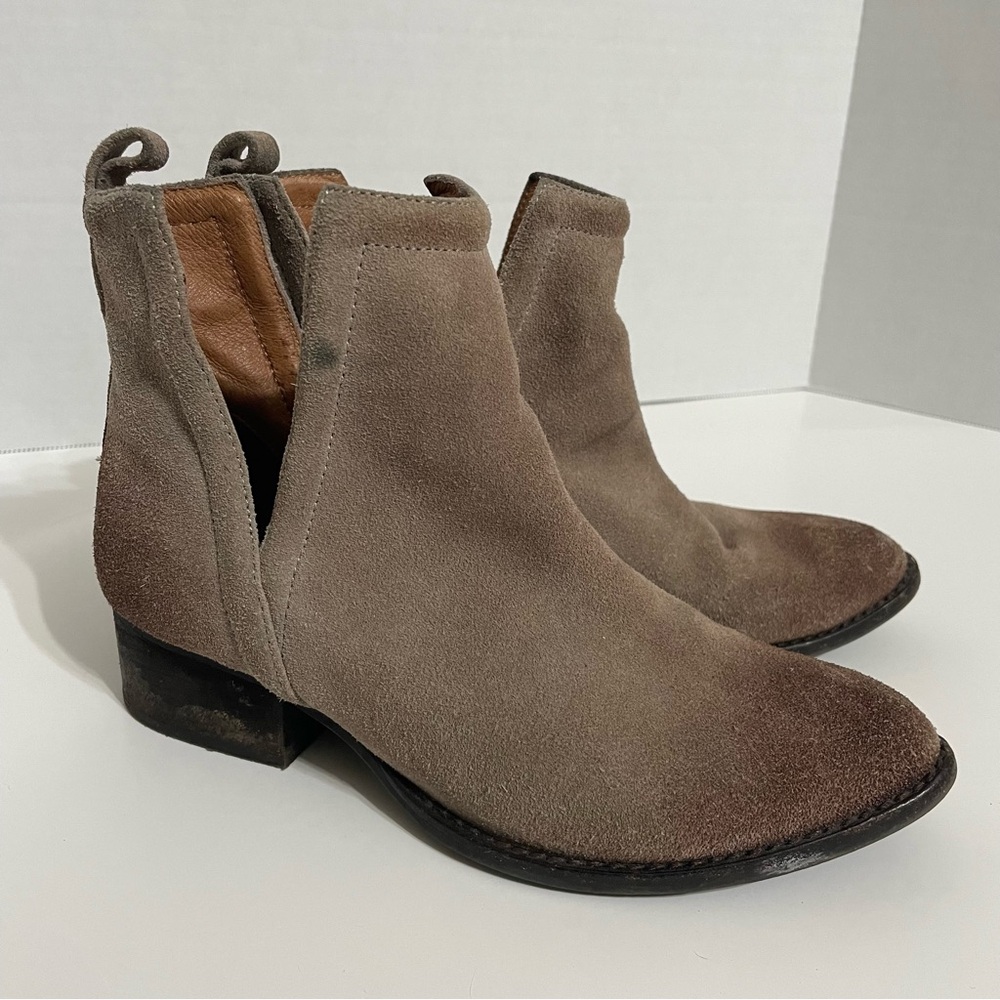 Jeffrey Campbell Muskrat Ankle Boots size‎ 5